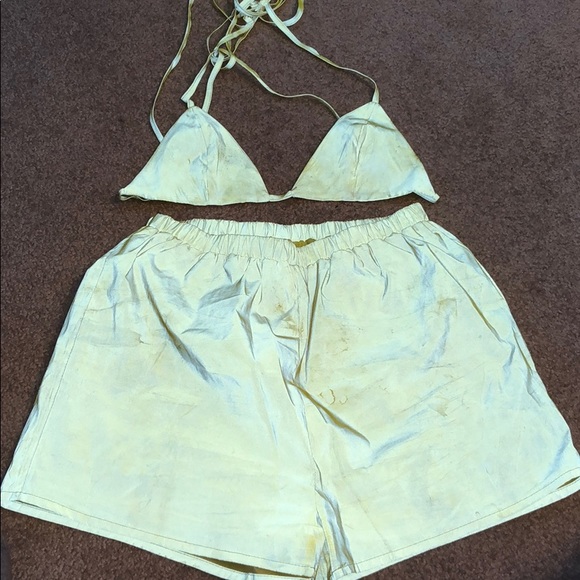 Women’s set - Picture 2 of 3